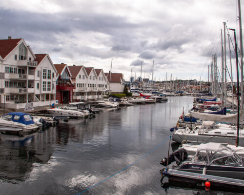 Hafen Sandnes to Preikestolen transfer